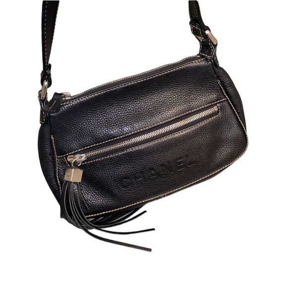 CHANEL Black Leather Fringe Handbag - Picture 1 of 10